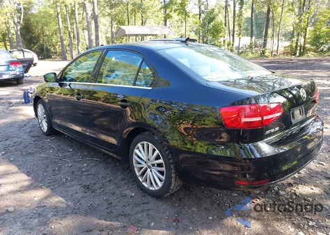 2015 Volkswagen Jetta 1.8T Se from USA, damaged, VIN 3VWD17AJ0FM319707